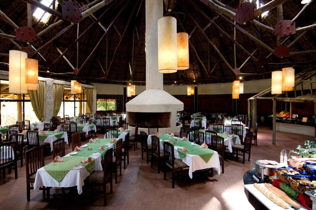 Masai Mara Sopa Lodge Ololaimutiek Exteriör bild