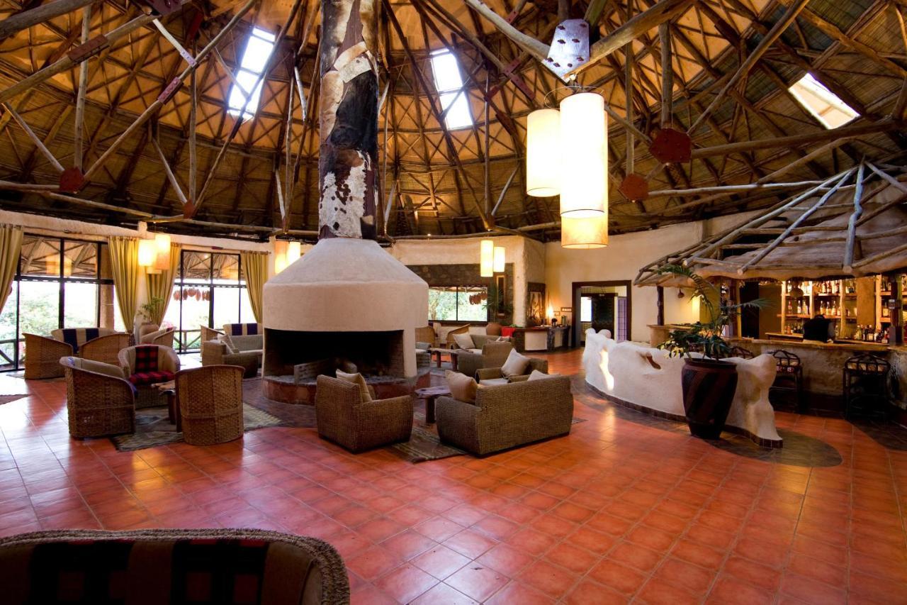 Masai Mara Sopa Lodge Ololaimutiek Exteriör bild