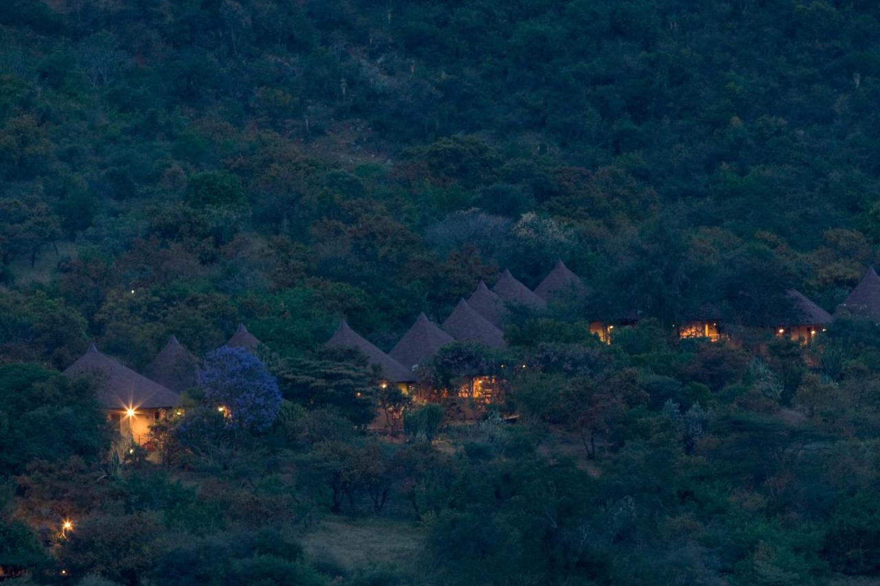 Masai Mara Sopa Lodge Ololaimutiek Exteriör bild