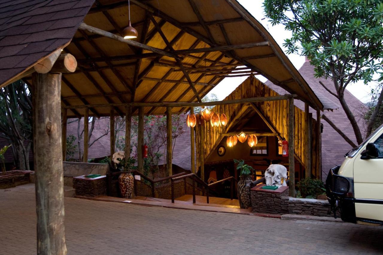 Masai Mara Sopa Lodge Ololaimutiek Exteriör bild